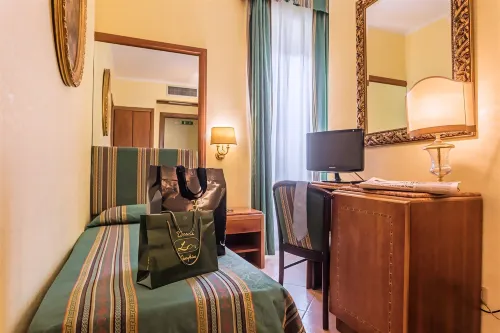 Raeli Hotel Lazio Phòng Photos