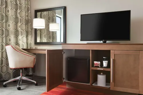 Hampton Inn North Olmsted Cleveland Airport Rooms Photos