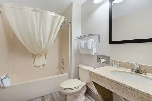Best Western Magnolia Inn and Suites Rooms Photos