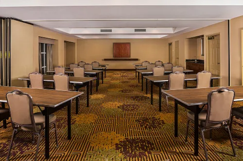 Homewood Suites by Hilton Boston-Billerica/Bedford/Burlington Business Photos