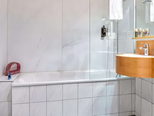Ibis Styles Luzern City Photos