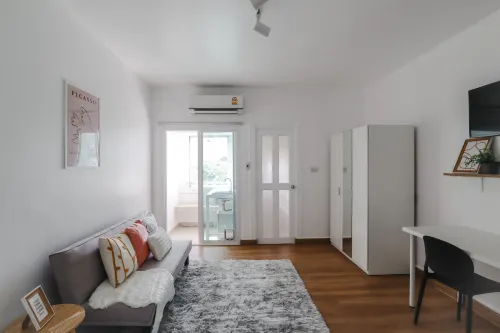 Link Mansion Rooms Photos
