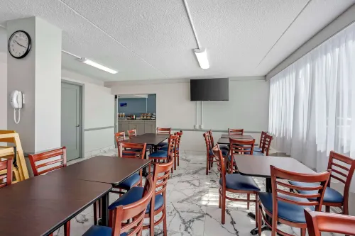 Best Western Rutgers University Hotel 餐飲 Photos