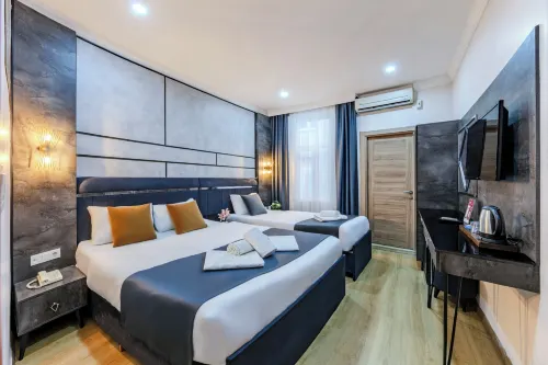 La Pazza Suites Camere Photos