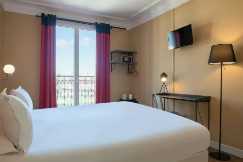 Hotel Coypel by Magna Arbor Paris Rooms Photos