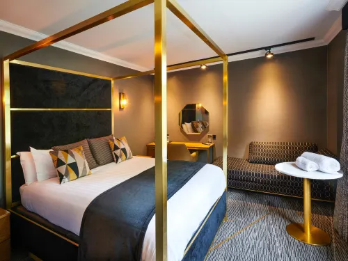 The Royal Toby Hotel Zimmer Photos
