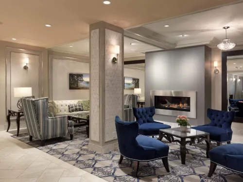 Chateau Victoria Hotel & Suites Public Areas Photos