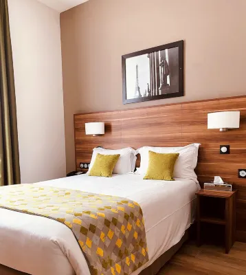 Hotel Chabrol Opera Rooms Photos