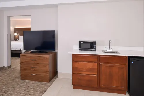 Holiday Inn Express Towson- Baltimore North Rooms Photos