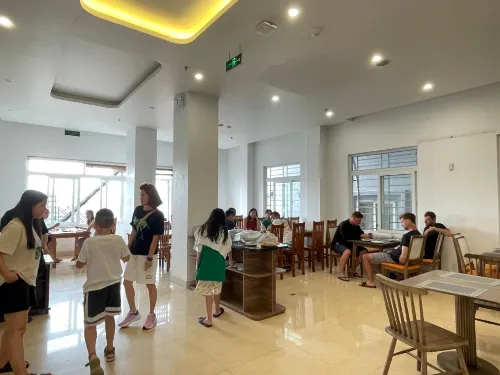 The Light Hotel Питание Photos