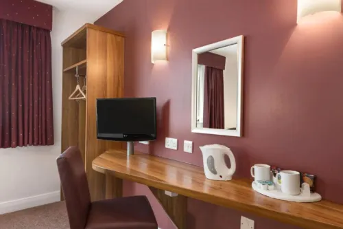 Days Inn by Wyndham Corley NEC M6 Rooms Photos