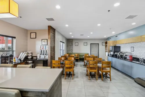 Country Inn & Suites by Radisson, Chicago O'Hare South, IL Ristorazione Photos