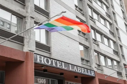 Hotel les Suites Labelle Extérieur Photos