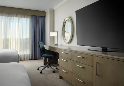 DoubleTree by Hilton Irvine Spectrum Rooms Photos