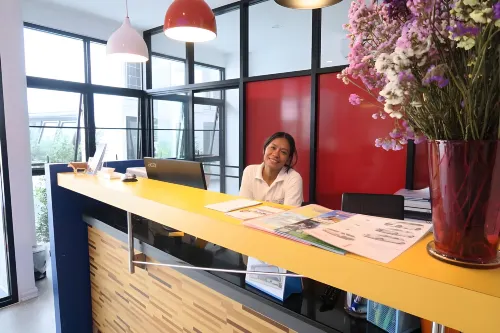 Hotel Montha Khu vực công cộng Photos