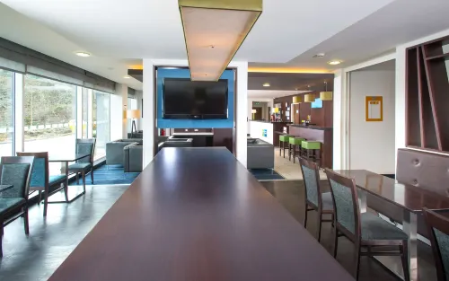 Holiday Inn Express Cambridge-Duxford M11, Jct.10 Public Areas Photos
