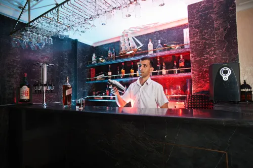 Triana Hotel Здоровье и отдых Photos