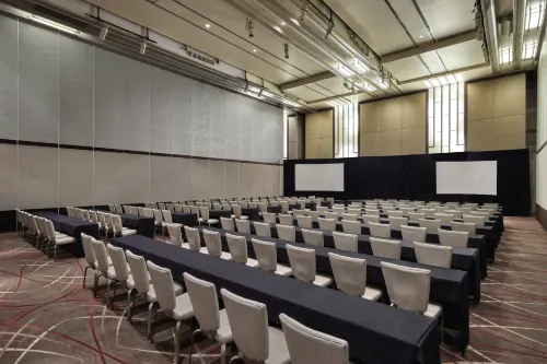 Loews Hollywood Hotel Business Photos