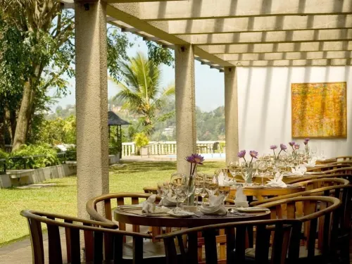 Thilanka Hotel Kandy Restauration Photos