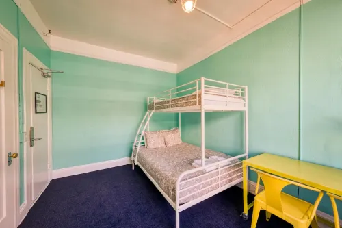 HI San Francisco Downtown Hostel Rooms Photos