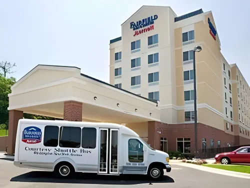 Fairfield Inn & Suites Washington, DC/New York Avenue Exterior Photos