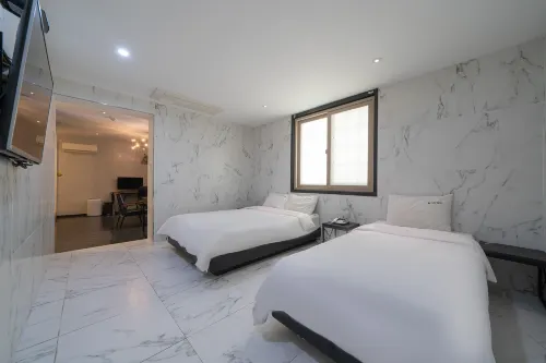 Hotel Ignis Photos