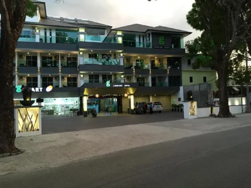 G Langkawi Motel Extérieur Photos