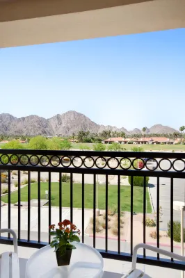 Embassy Suites by Hilton la Quinta Hotel & Spa À proximité de l'hôtel Photos