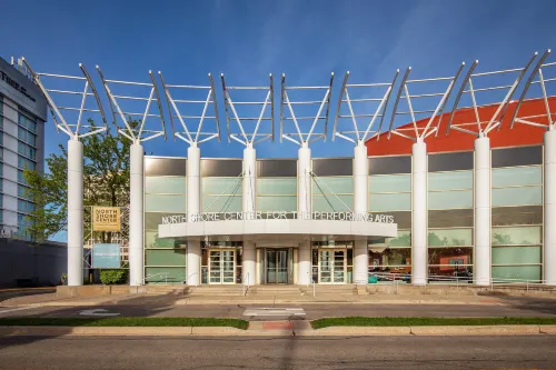 DoubleTree by Hilton Chicago - North Shore Conference Center من الخارج Photos