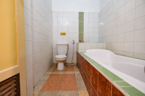 Sartika Hotel Mitra RedDoorz Pati Photos