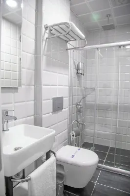 Uzer Otel Zimmer Photos