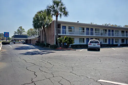 Motel 6 Tallahassee, FL - Downtown Public Areas Photos