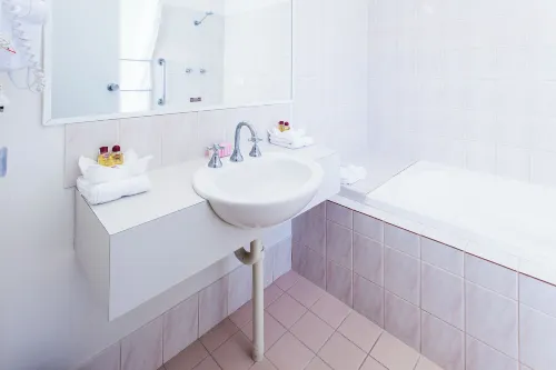 Kings Park Motel Rooms Photos
