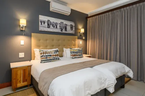 The Kingdom Resort Kamar Photos