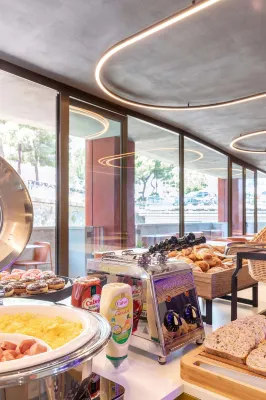 B&B Hotel Genova City Center Ristorazione Photos