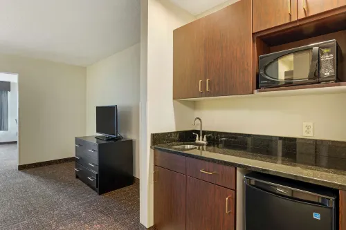 Best Western Plus Omaha Airport Inn Photos