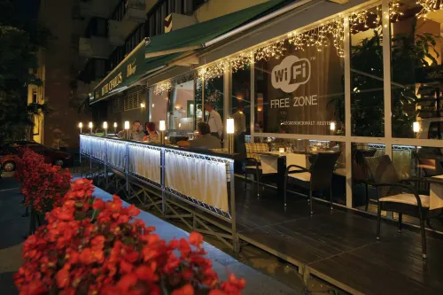 Hotel Charles Ristorazione Photos