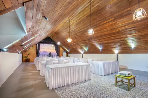 FRii Resort Gili Trawangan Fasilitas Bisnis Photos