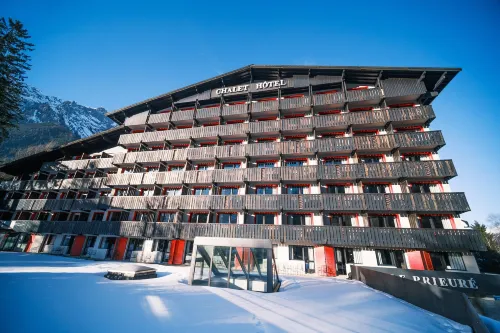 Chalet Hôtel le Prieuré & Spa Exterior Photos