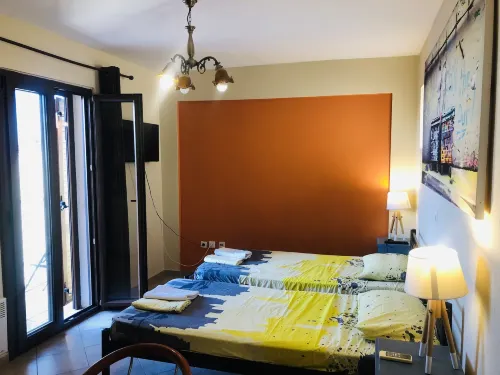 Studios Arabas Photos
