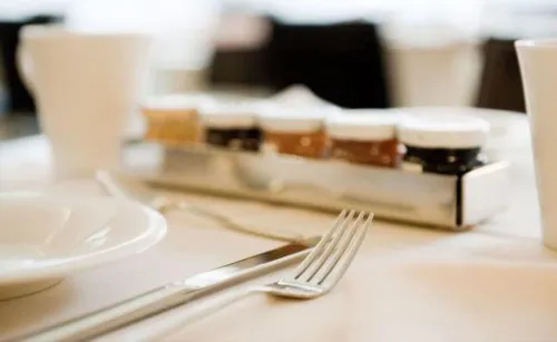 HC3 Hotel Dining Photos