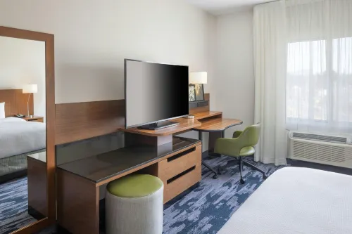 Fairfield Inn & Suites Springfield Northampton/Amherst Rooms Photos
