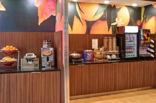 Fairfield Inn & Suites Detroit Troy Dining Photos