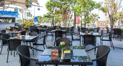 Pattaya Discovery Beach Hotel Restauration Photos