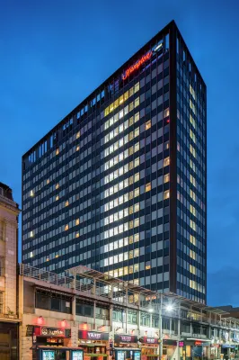 Hampton by Hilton Birmingham Broad Street Featured Photos