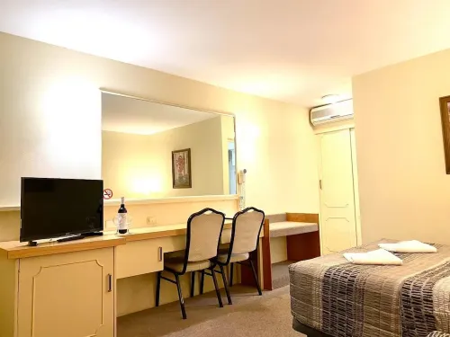 Gateway Motor Inn Camere Photos