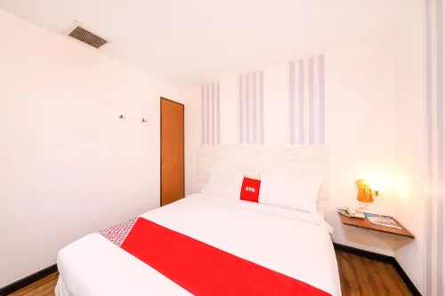 OYO 43963 T Signature Hotel Photos