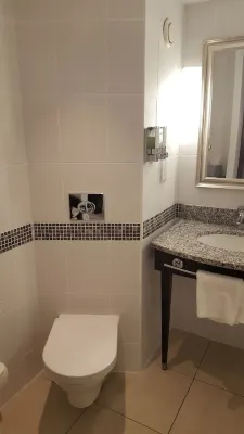 Hampton by Hilton Corby/Kettering Zimmer Photos