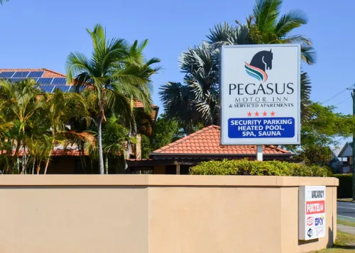 Pegasus Motor Inn and Serviced Apartments Extérieur Photos
