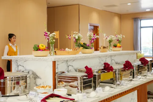 Phu Long Tam Ky Hotel & Restaurant Ristorazione Photos